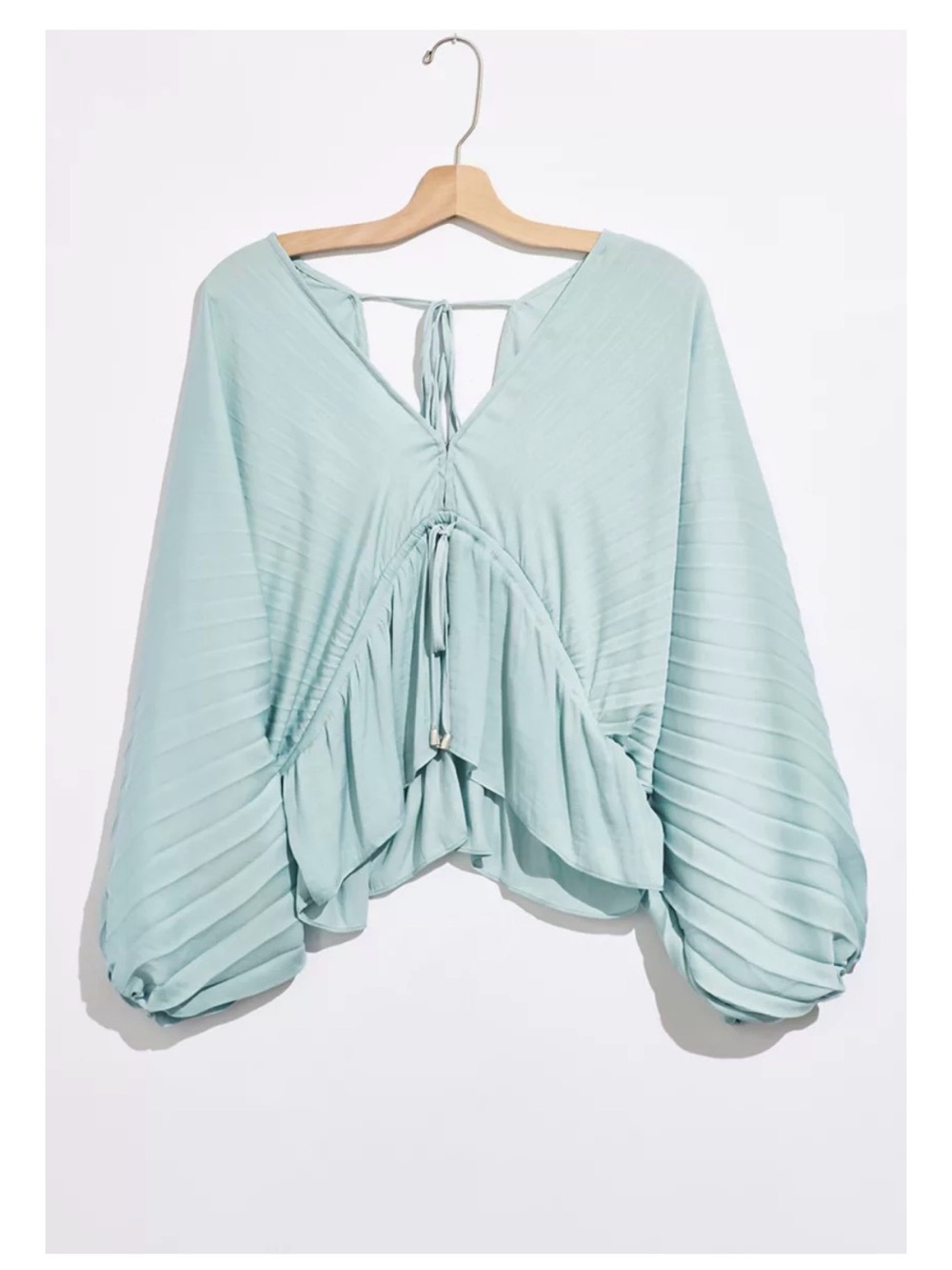 FREE PEOPLE Light Sage Draped V-Neck Top Size Large (Oversized)